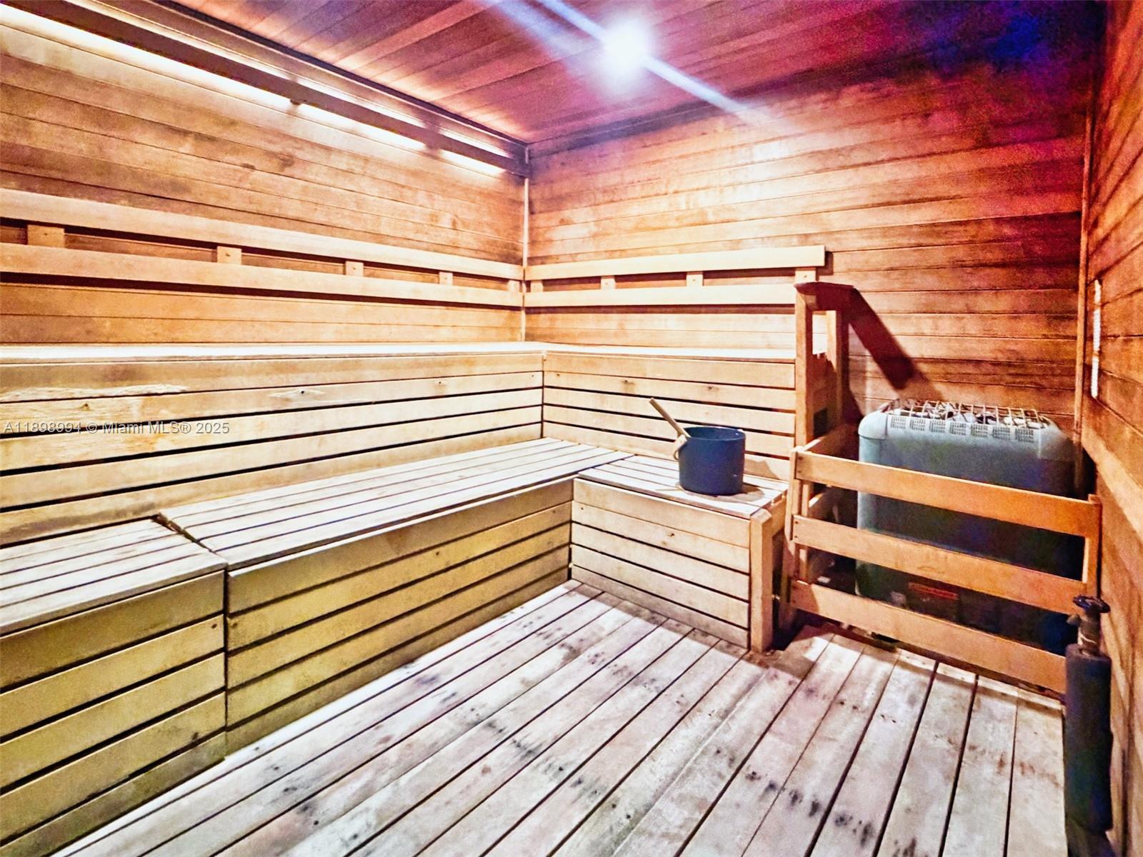 Photo of 2101 Ocean Dr  #1402, Hollywood, Florida, 33019 -