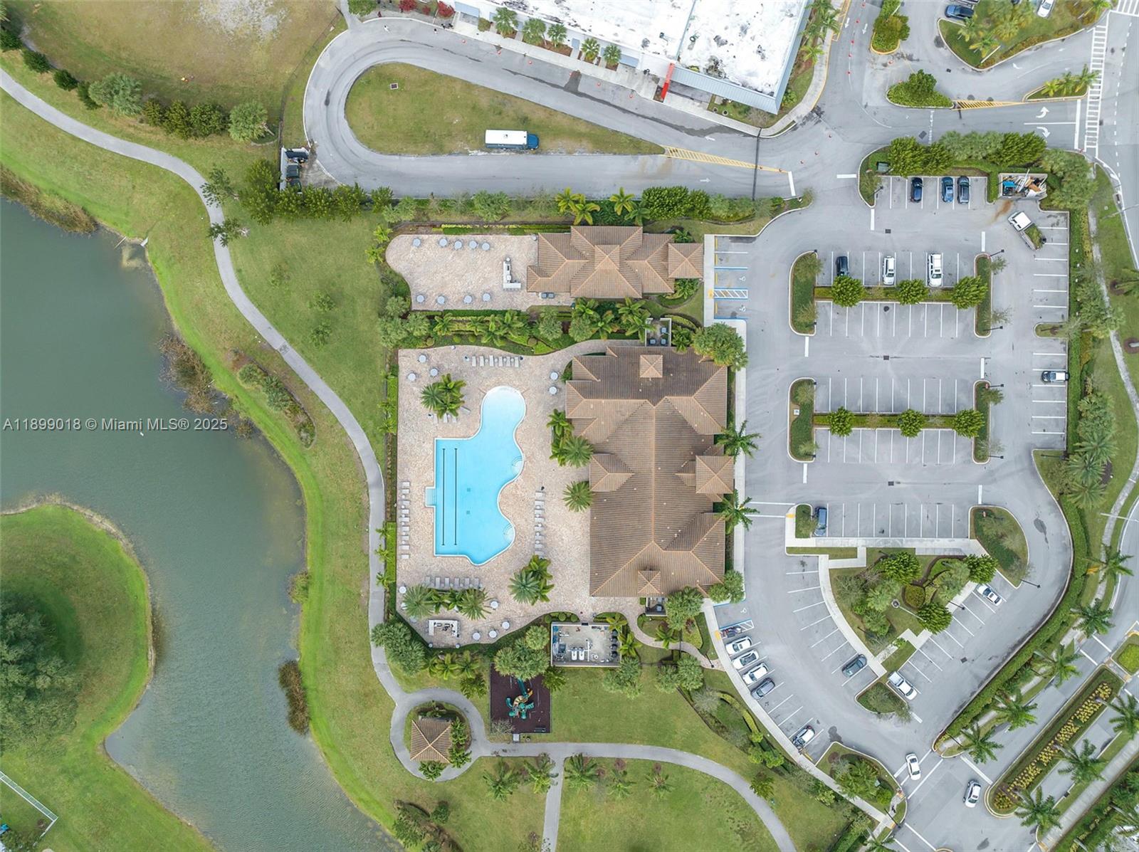 Ver detalles 1436 3 / 3 1906 sq. ft. $ 2025-10-20 0 foto