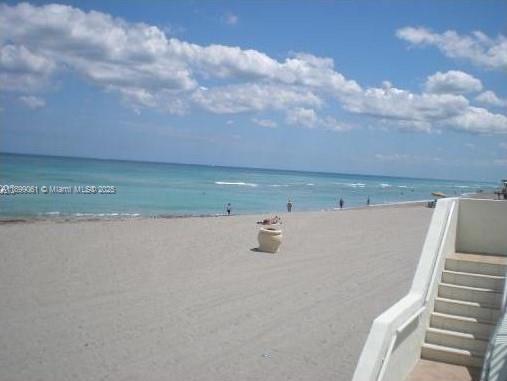 Photo of 3725 Ocean Dr  #323, Hollywood, Florida, 33019 -