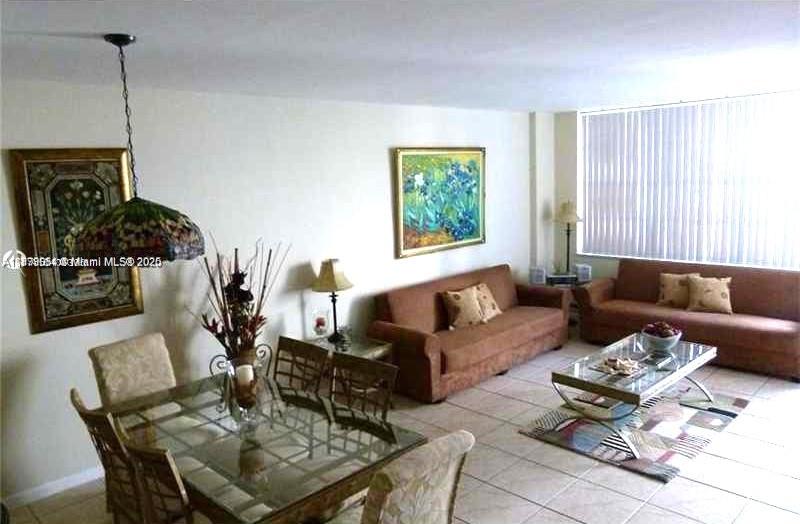 Photo of 3725 Ocean Dr  #323, Hollywood, Florida, 33019 -
