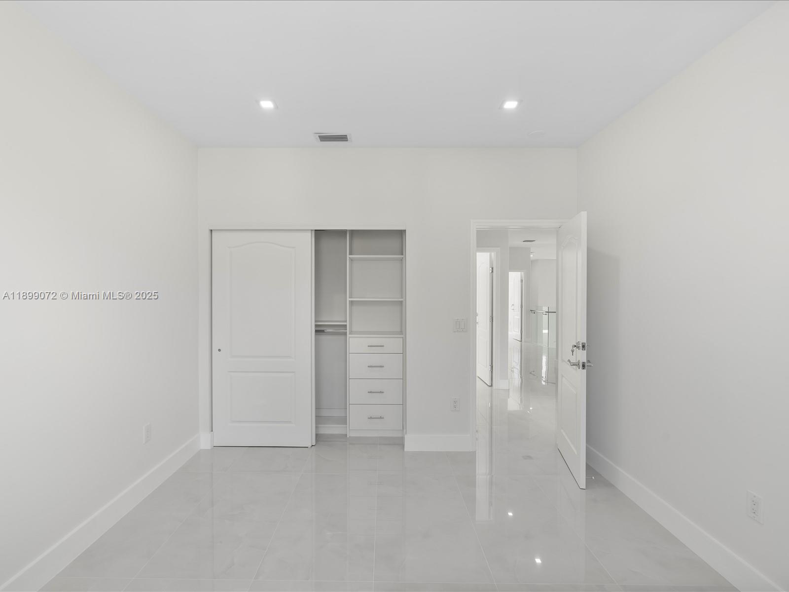 Photo of 21227 31st Pl  (21227), Aventura, Florida, 33180 -