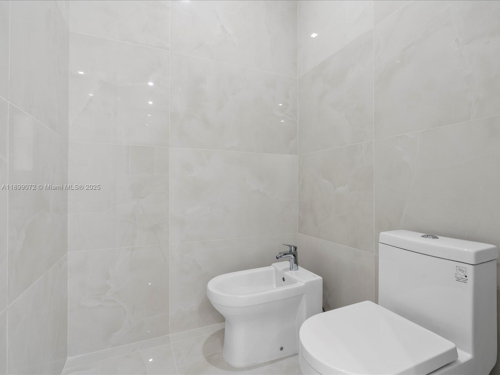 Photo of 21227 31st Pl  (21227), Aventura, Florida, 33180 -