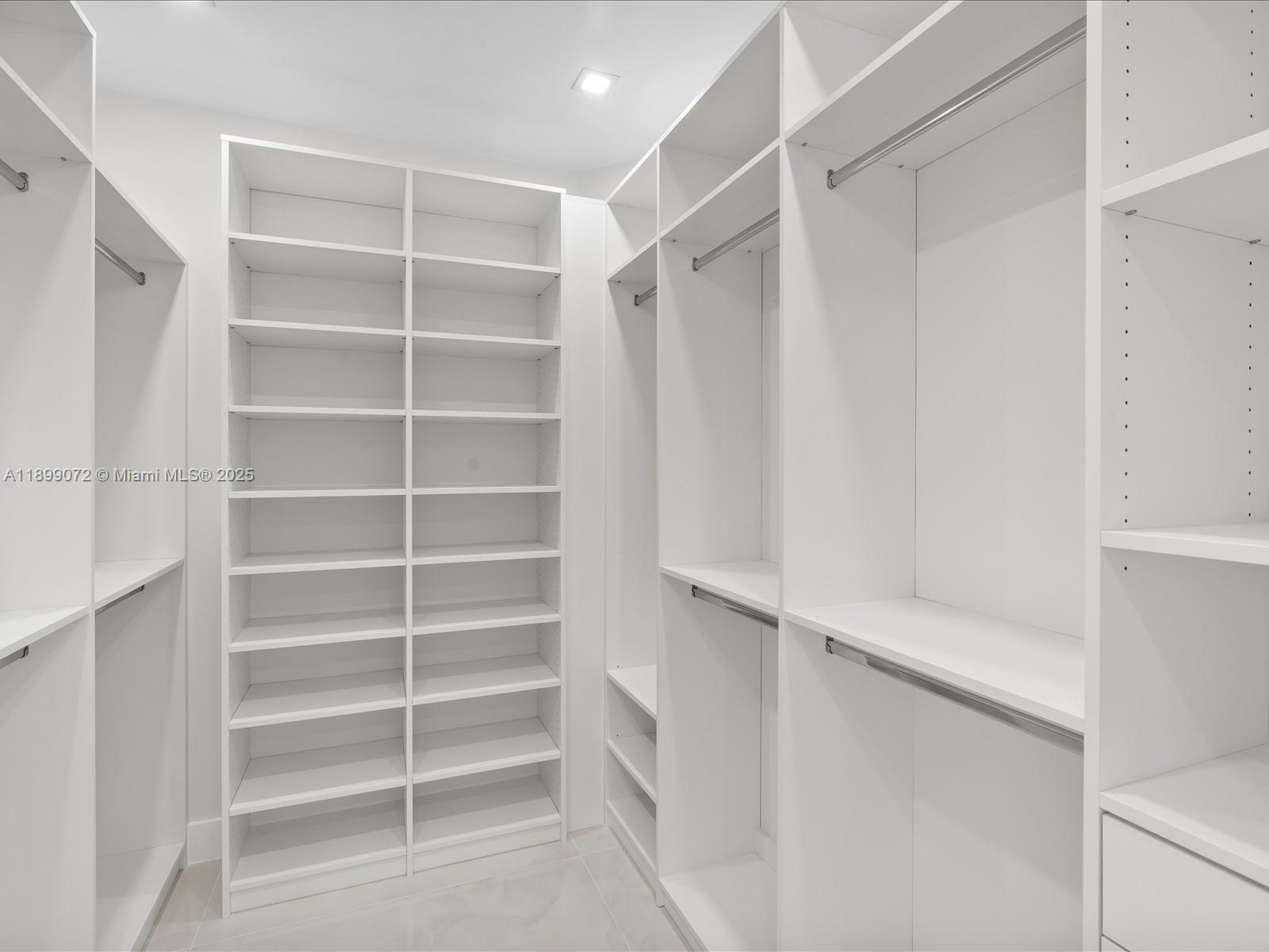 Photo of 21227 31st Pl  (21227), Aventura, Florida, 33180 -