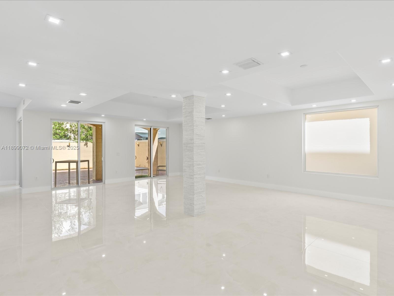 Photo of 21227 31st Pl  (21227), Aventura, Florida, 33180 -