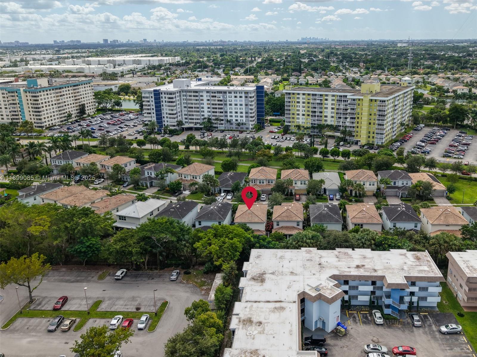 See details 4325 3 / 3 2423 sq. ft. $ 2025-10-20 0 Photo