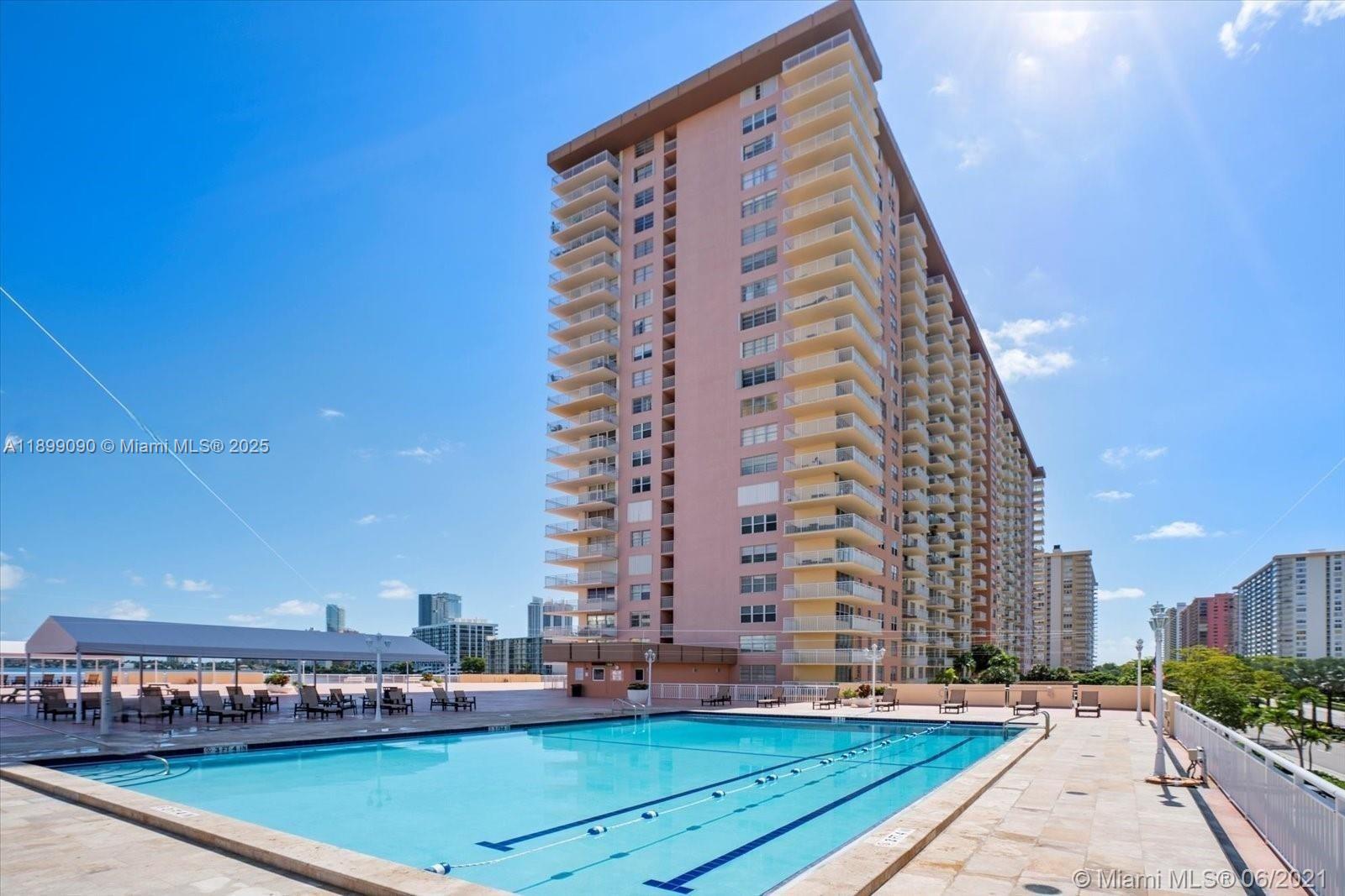 See details 2115 1 / 2 943 sq. ft. $ 2025-10-20 0 Photo