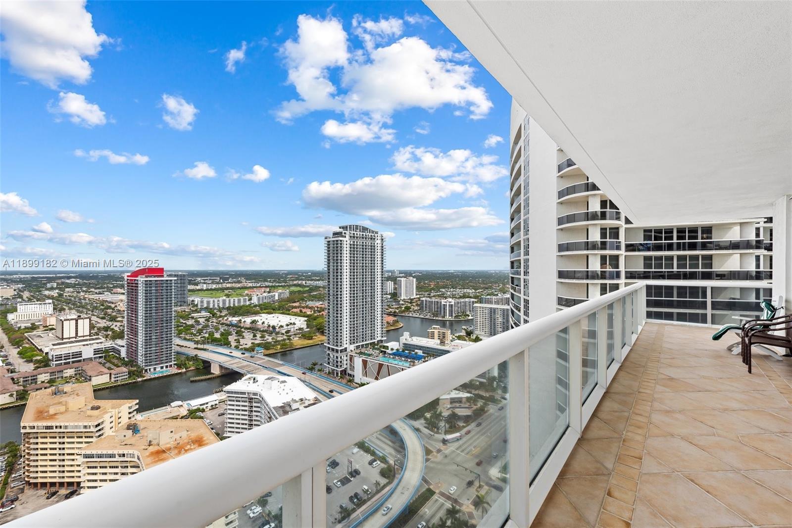 See details 3708 2 / 2 1458 sq. ft. $ 2025-10-20 0 Photo