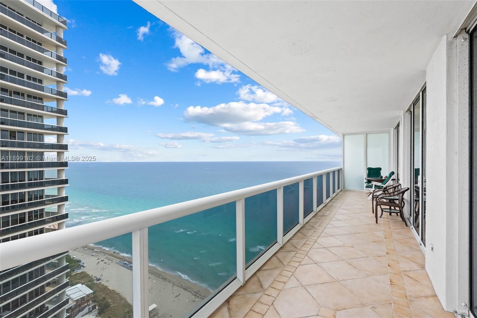 See details 3708 2 / 2 1458 sq. ft. $ 2025-10-20 0 Photo