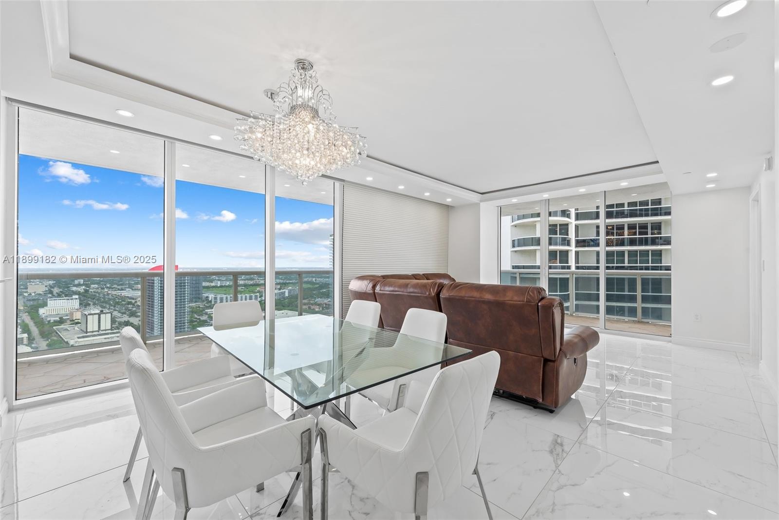 See details 3708 2 / 2 1458 sq. ft. $ 2025-10-20 0 Photo