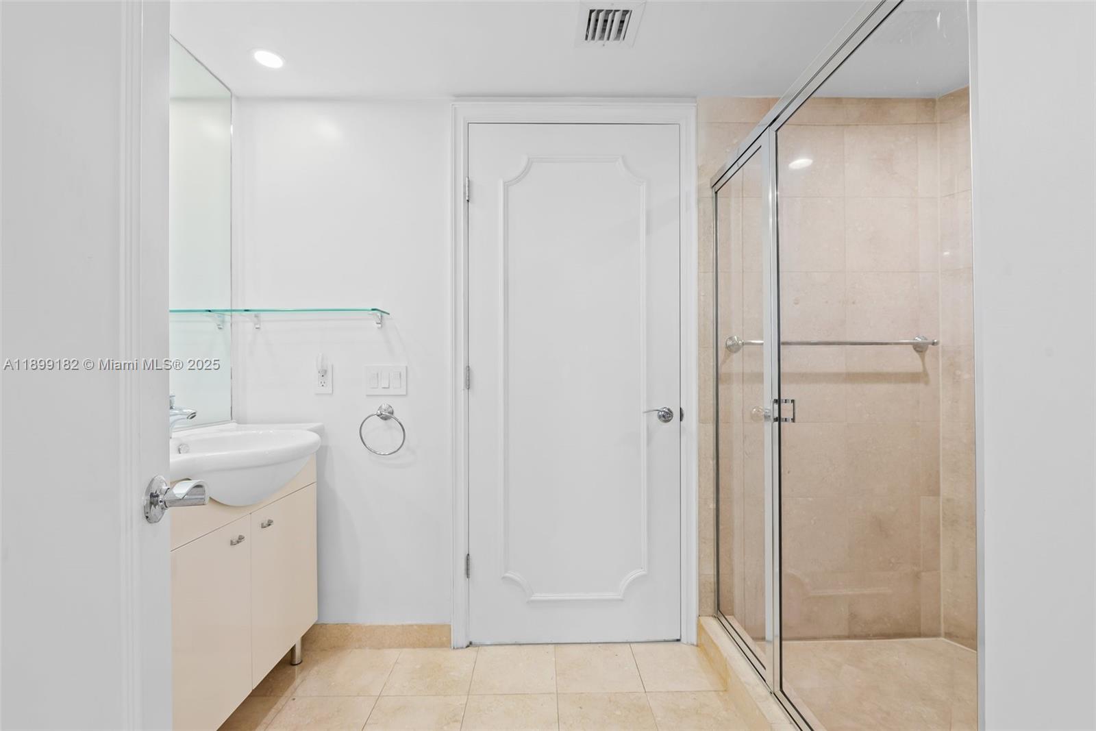 See details 3708 2 / 2 1458 sq. ft. $ 2025-10-20 0 Photo