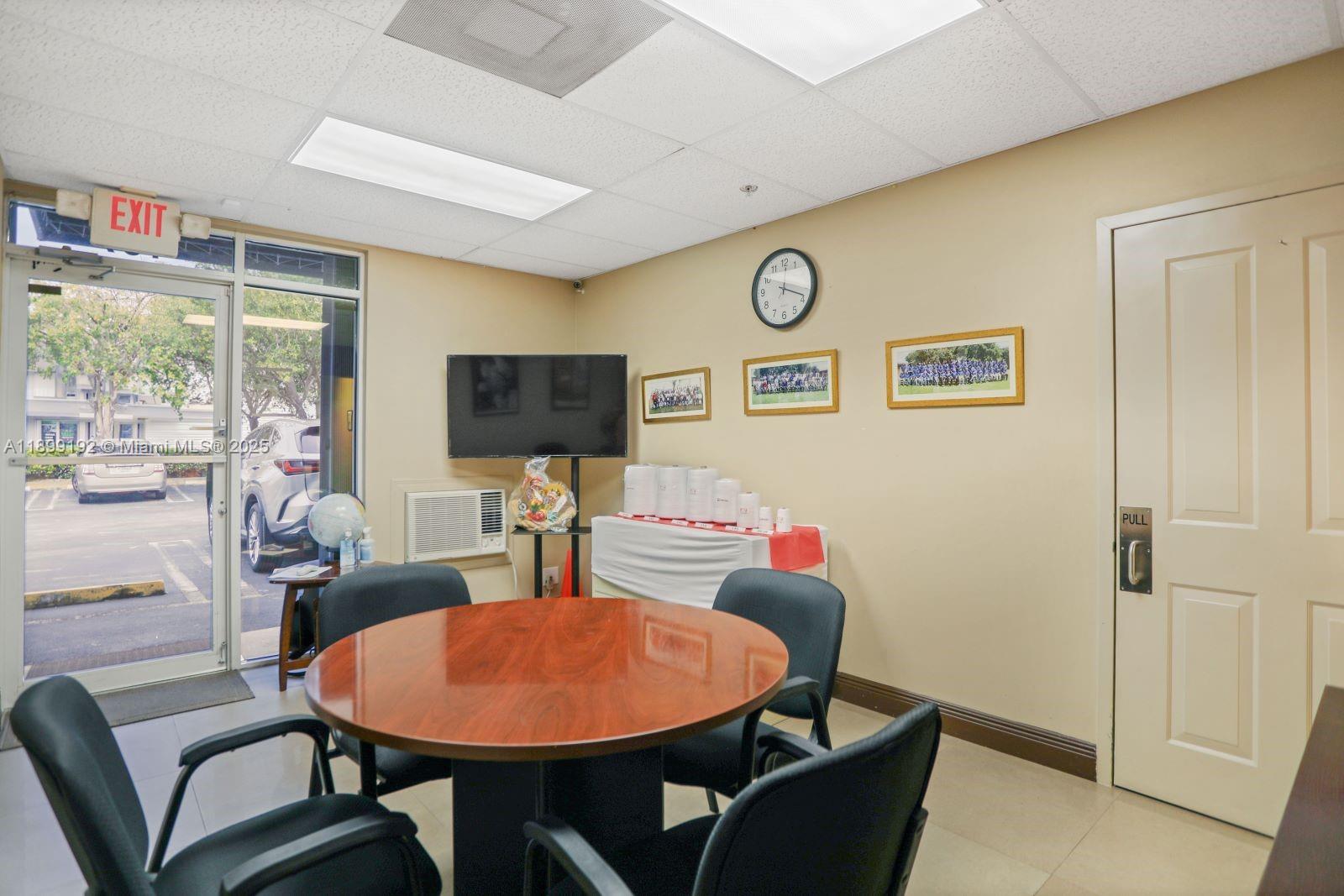 See details 107B  /   sq. ft. $ 2025-10-20 0 Photo