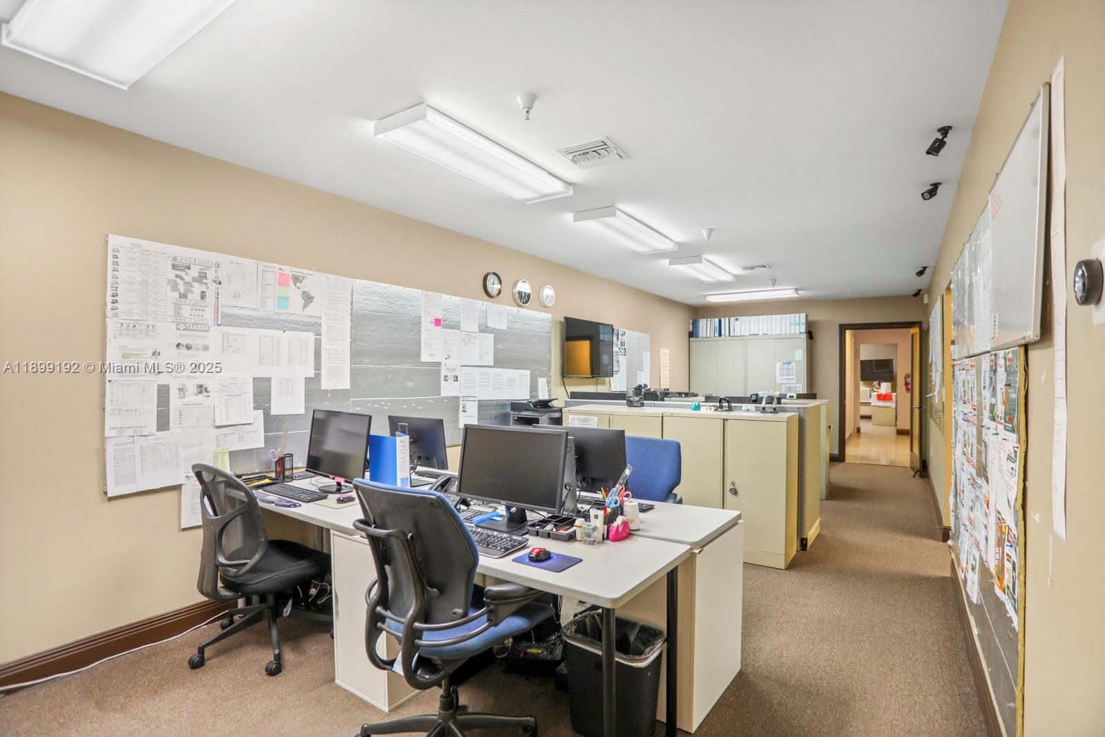 See details 107B  /   sq. ft. $ 2025-10-20 0 Photo