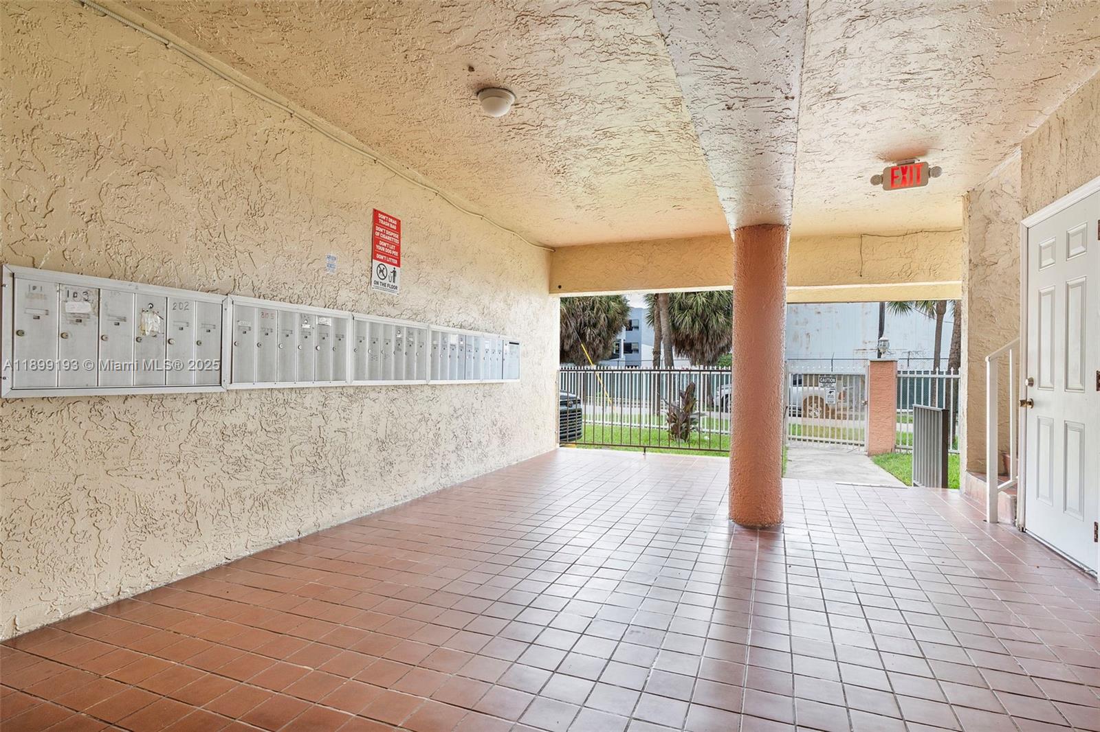 See details / 25899 sq. ft. $ 2025-10-20 0 Photo