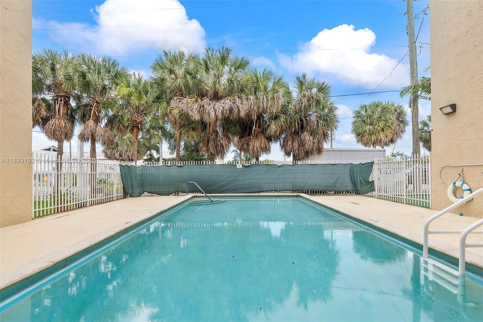 See details / 25899 sq. ft. $ 2025-10-20 0 Photo