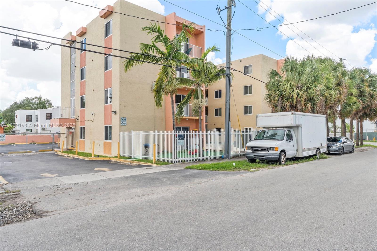 See details / 25899 sq. ft. $ 2025-10-20 0 Photo