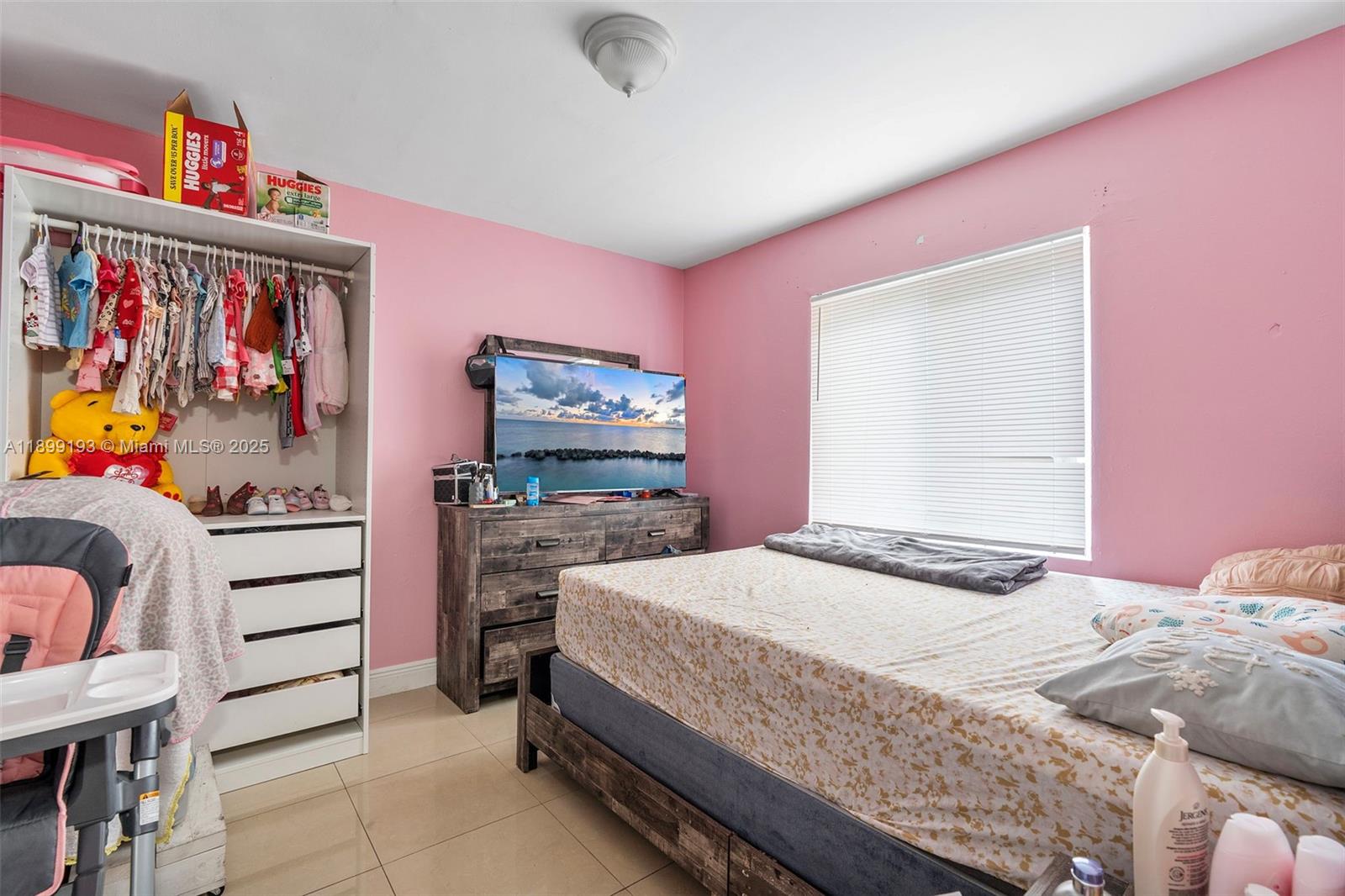See details / 25899 sq. ft. $ 2025-10-20 0 Photo