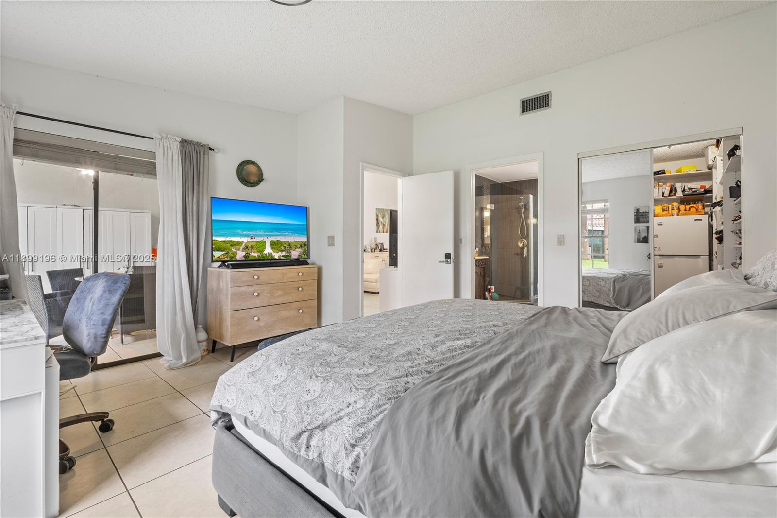 Photo of 21240 Harbor Way #285-28, Aventura, Florida, 33180 -