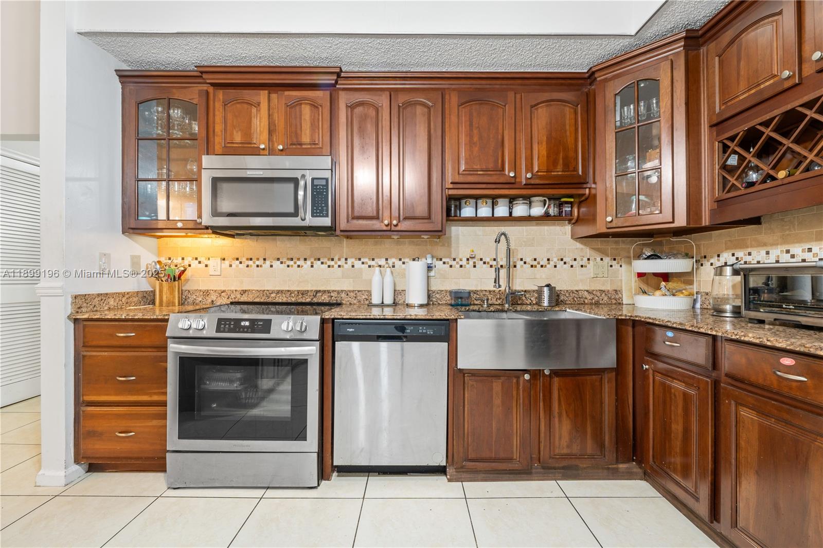 Photo of 21240 Harbor Way #285-28, Aventura, Florida, 33180 -