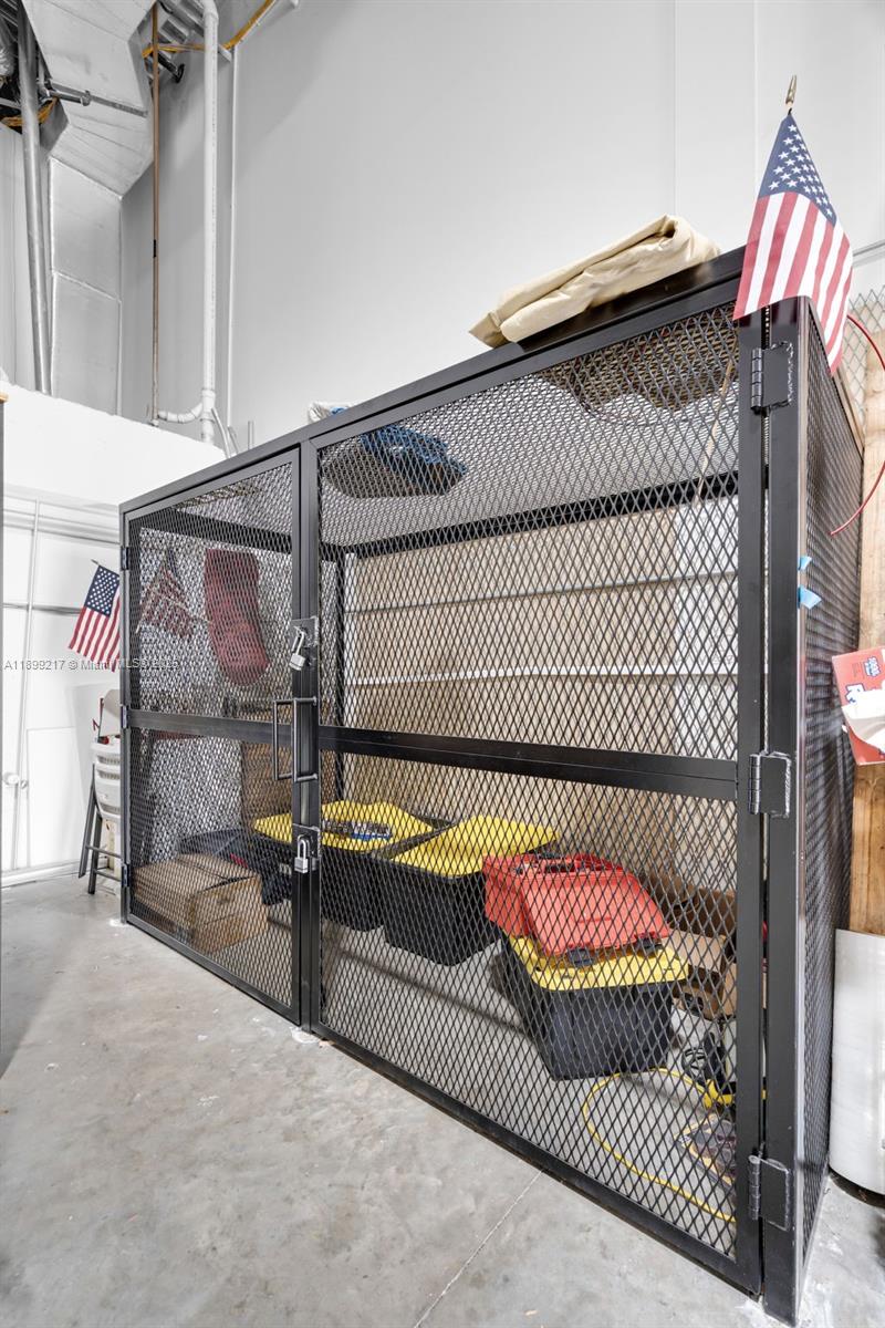 See details 5  /   sq. ft. $ 2025-10-20 0 Photo