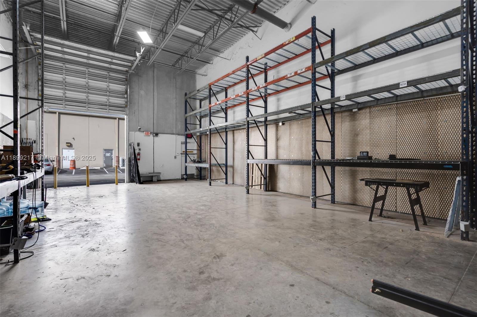 See details 5  /   sq. ft. $ 2025-10-20 0 Photo