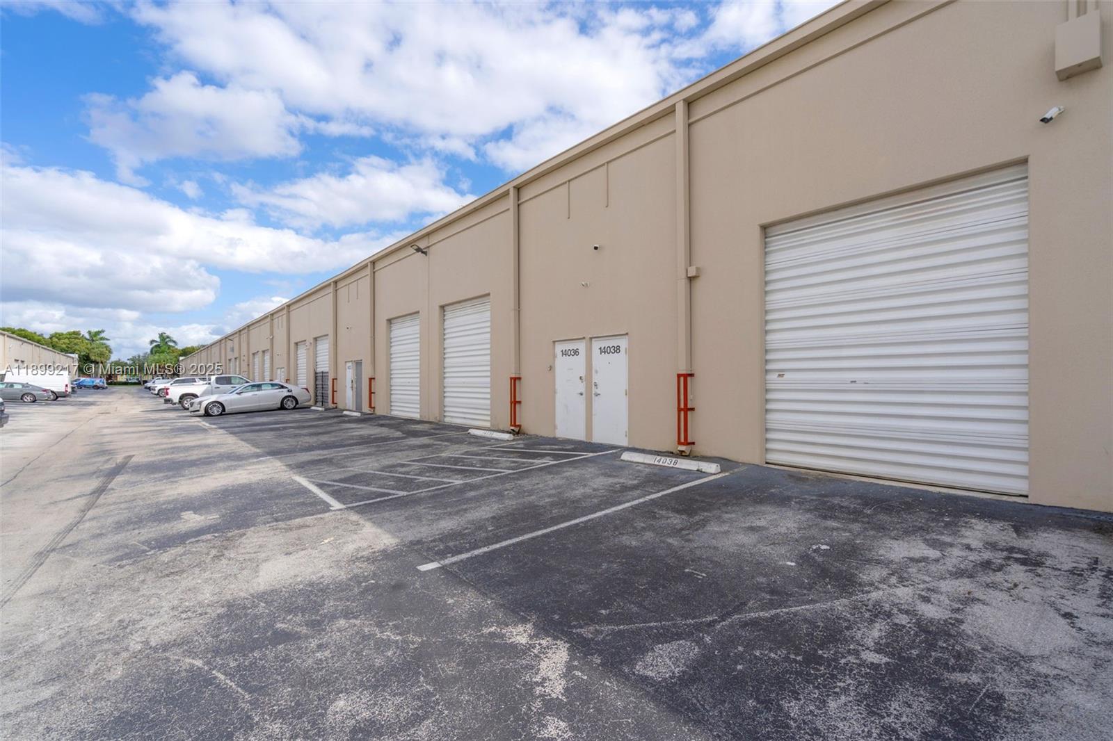 See details 5  /   sq. ft. $ 2025-10-20 0 Photo