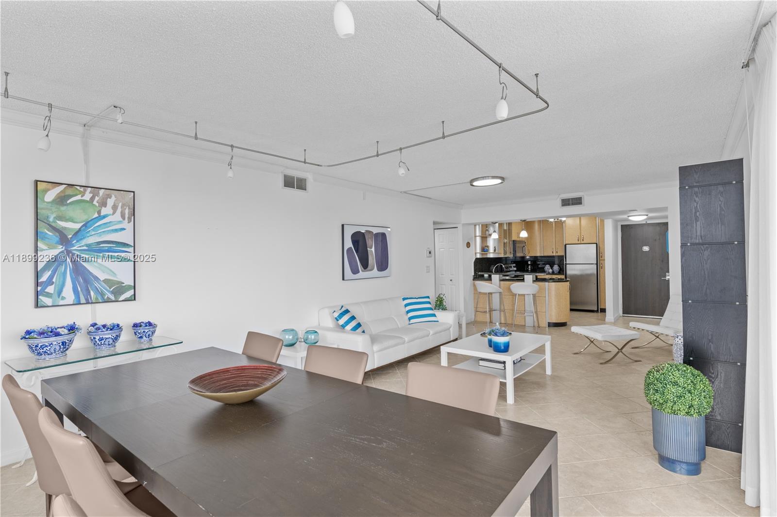 Photo of 20379 Country Club Dr #2039, Aventura, Florida, 33180 -