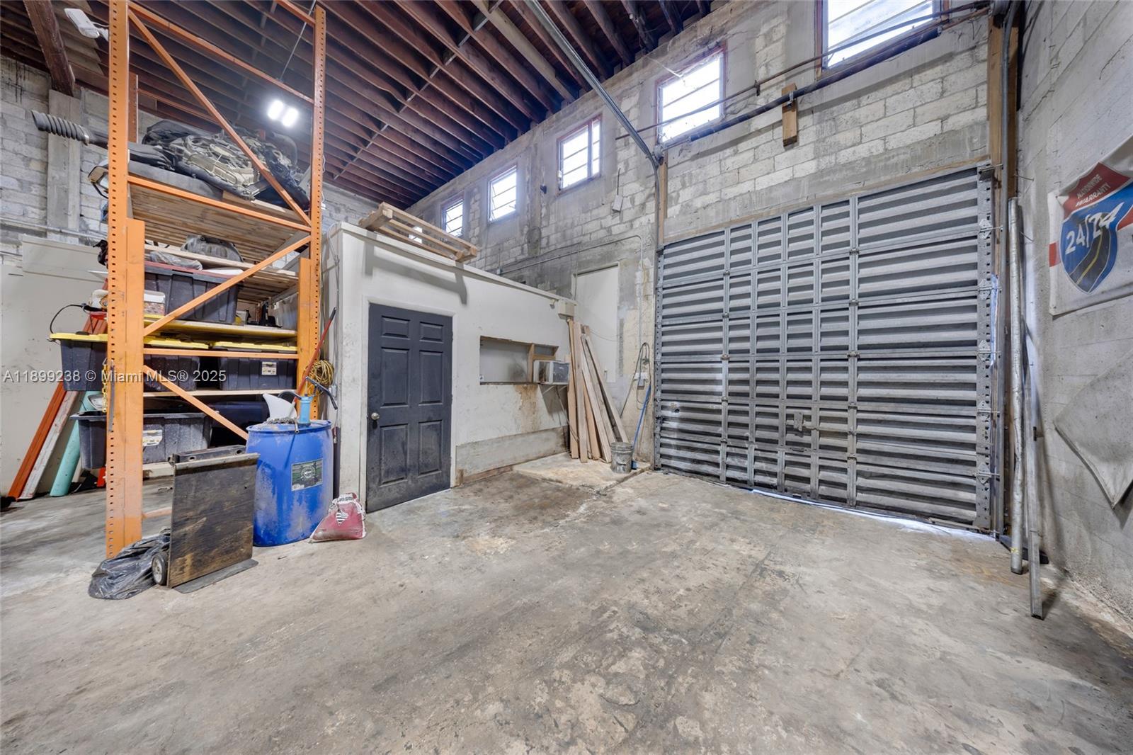 See details   /   sq. ft. $ 2025-10-20 0 Photo