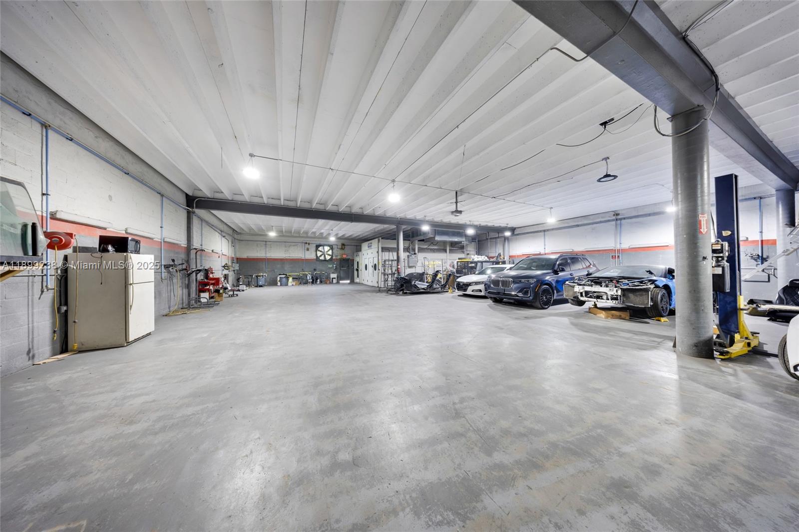 See details   /   sq. ft. $ 2025-10-20 0 Photo