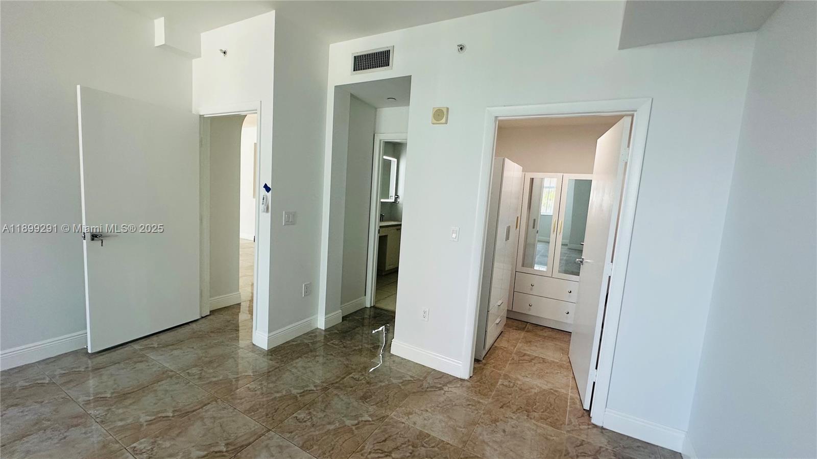 Photo of 3340 190th St  #403, Aventura, Florida, 33180 -