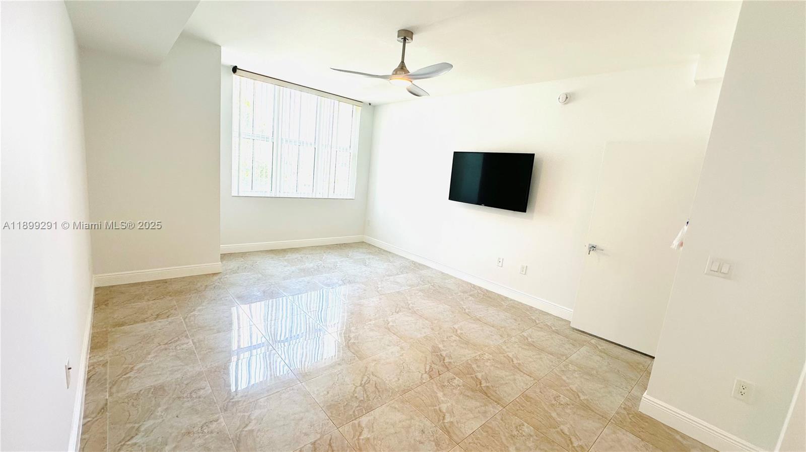 Photo of 3340 190th St  #403, Aventura, Florida, 33180 -