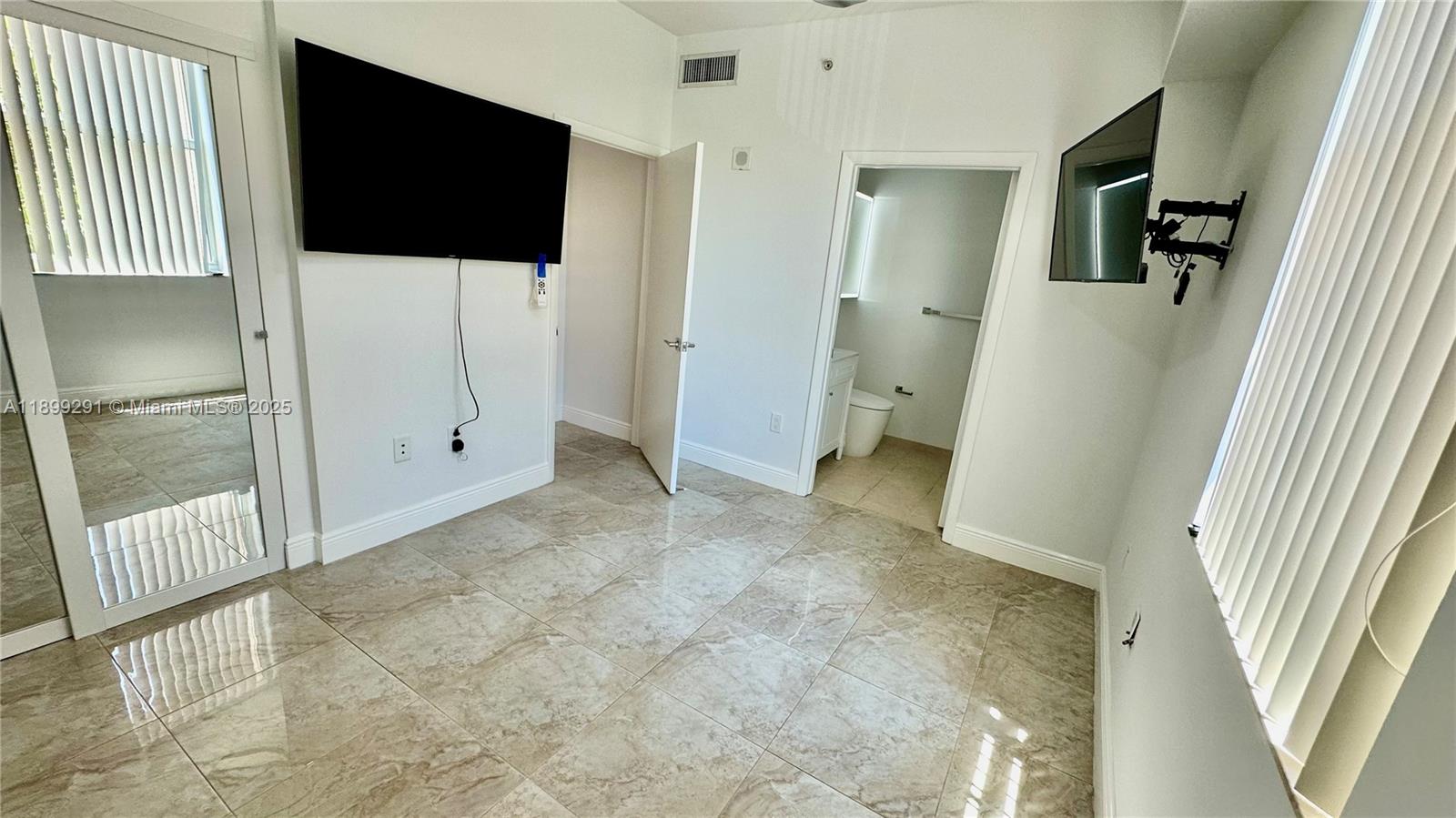 Photo of 3340 190th St  #403, Aventura, Florida, 33180 -