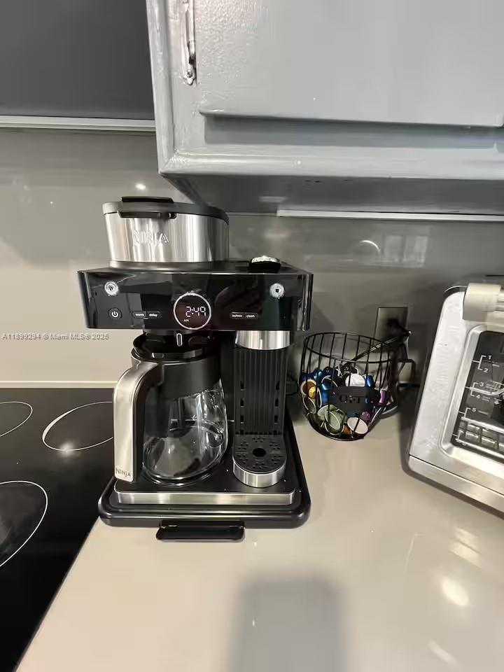 Подробнее   /   кв.футов $ 2025-10-20 0 Фото