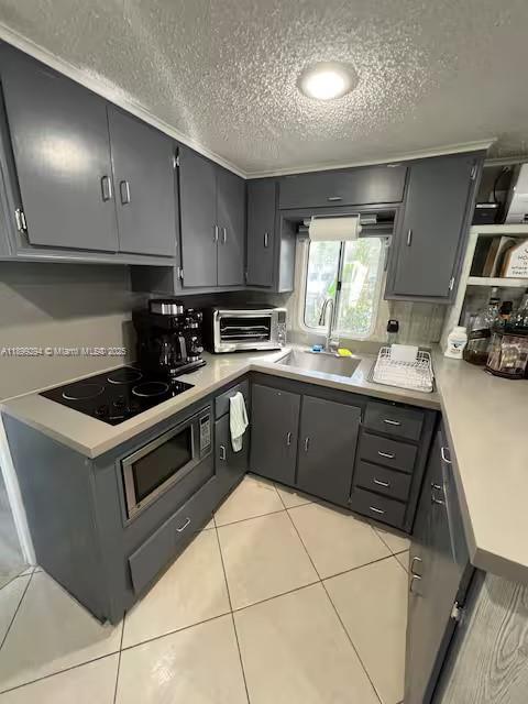 Подробнее   /   кв.футов $ 2025-10-20 0 Фото