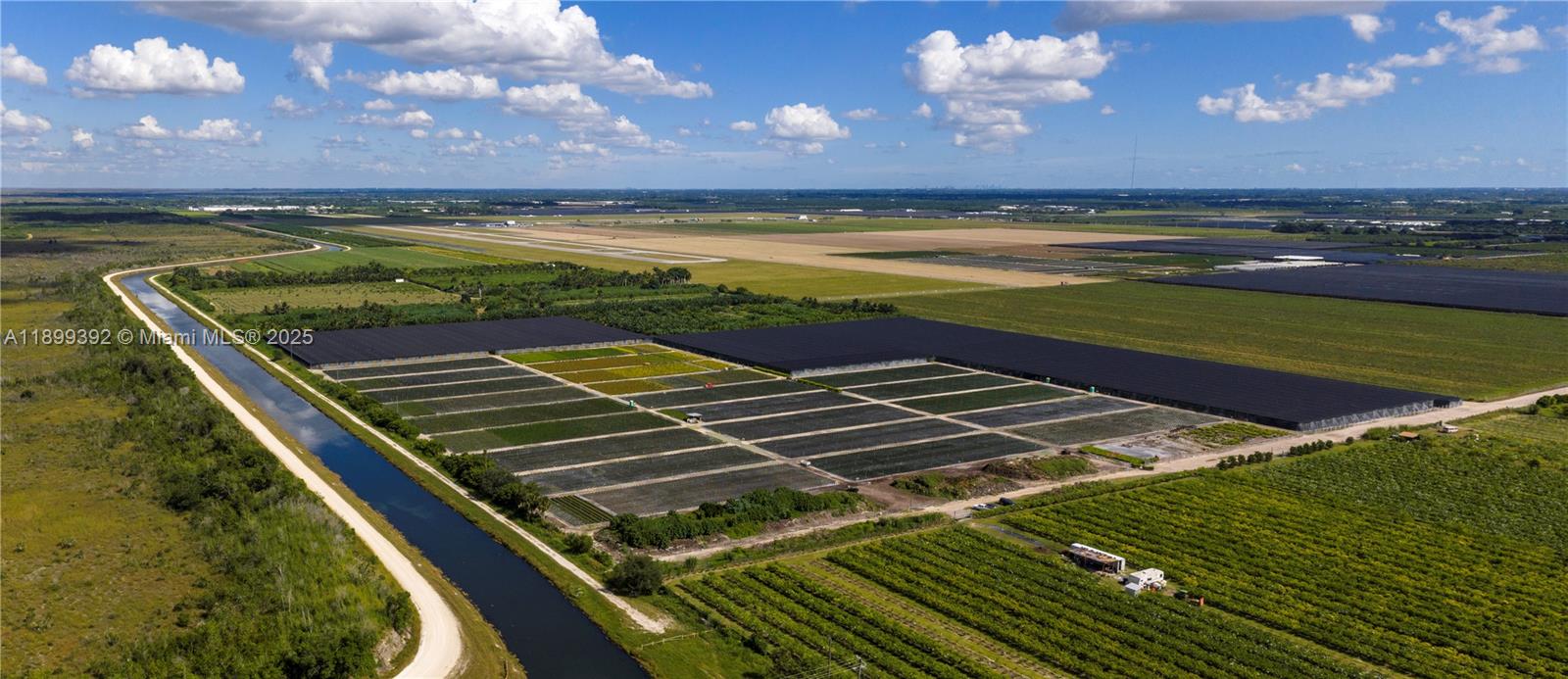 Ver detalles / sq. ft. $ 2025-10-30 0 foto