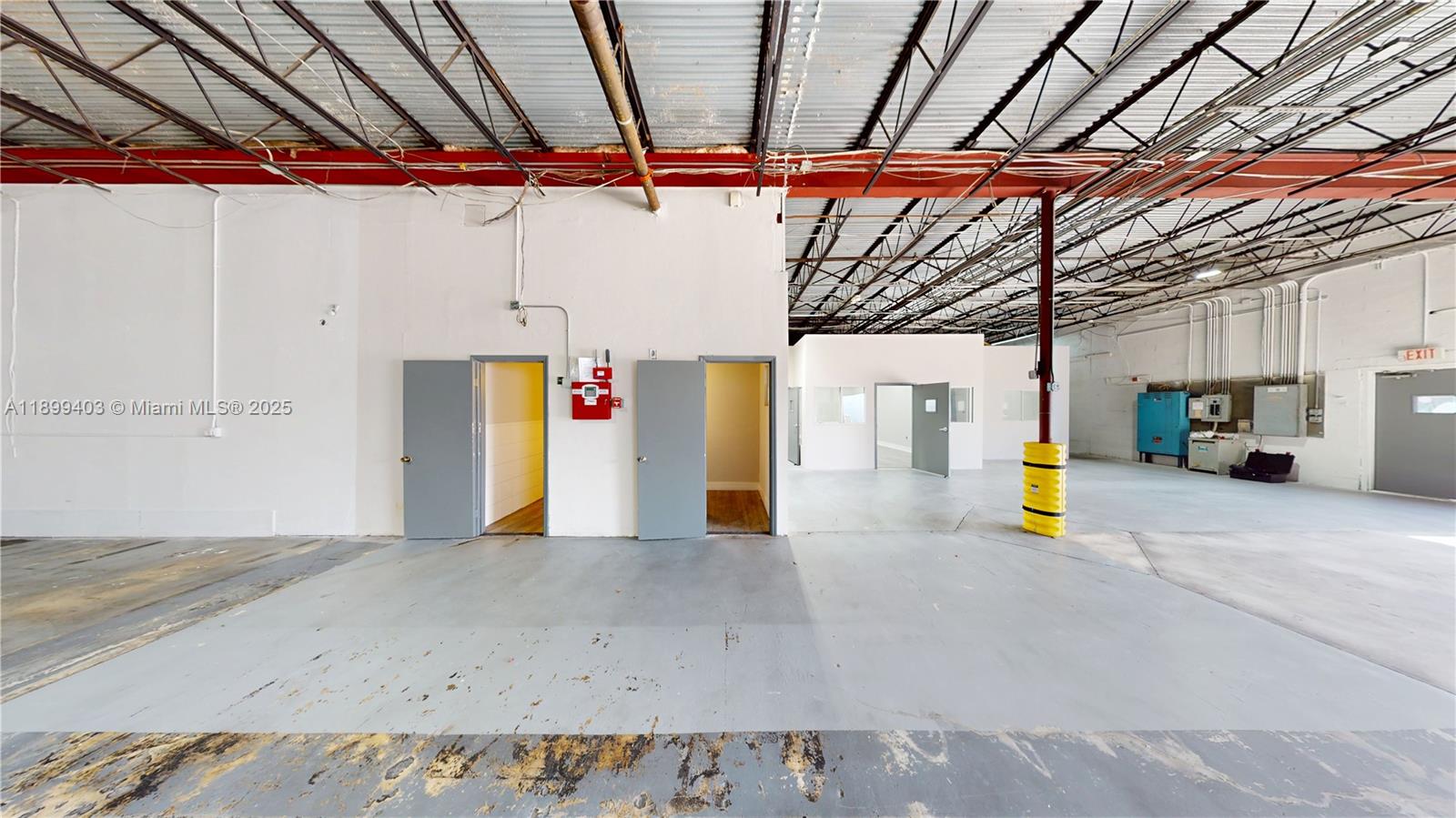 See details   /   sq. ft. $ 2025-10-20 0 Photo