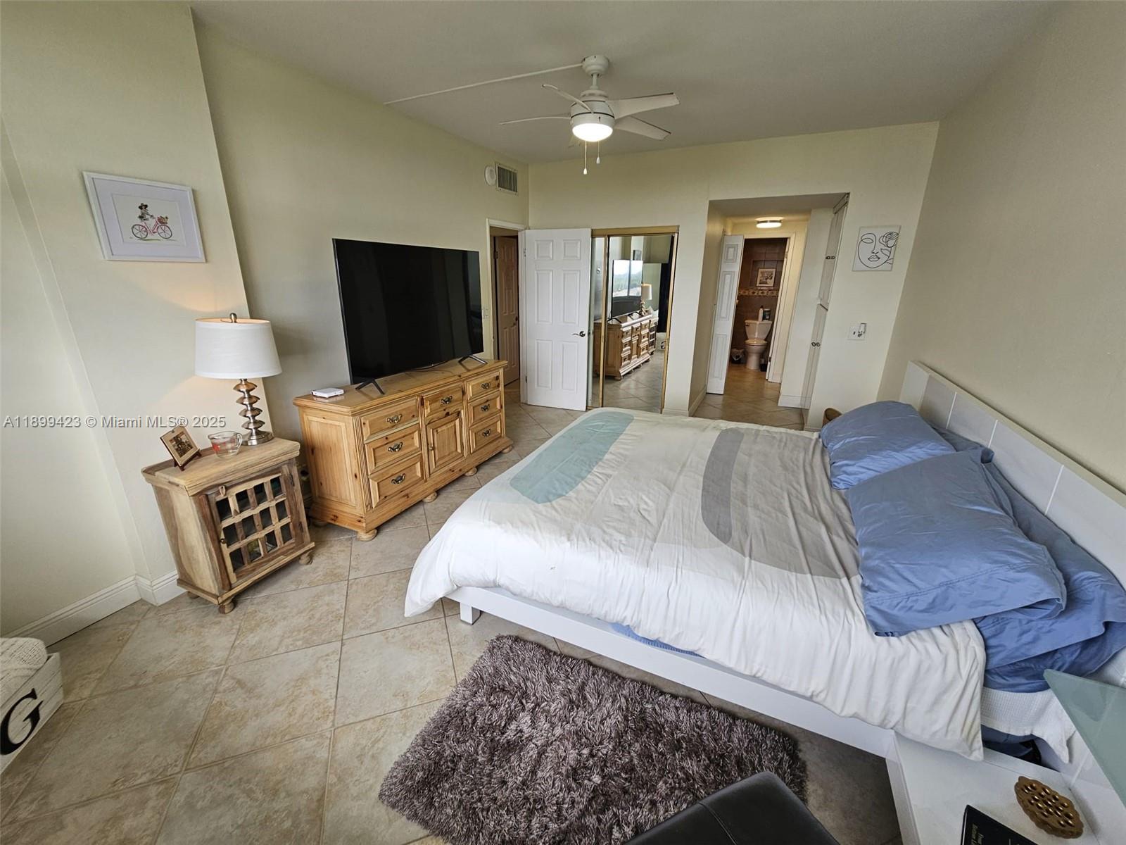 1015 2 / 2 1132 sq. ft. $ 2025-11-13 0 Photo