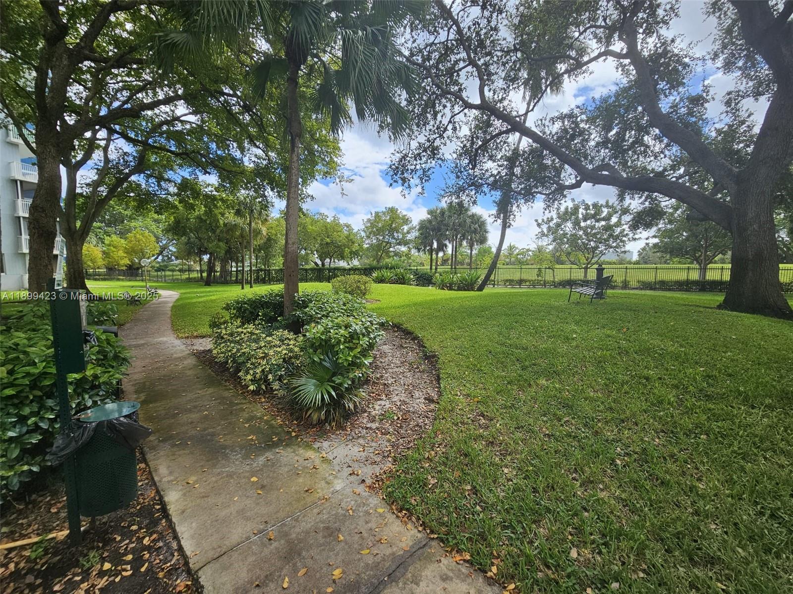 1015 2 / 2 1132 sq. ft. $ 2025-11-13 0 Photo