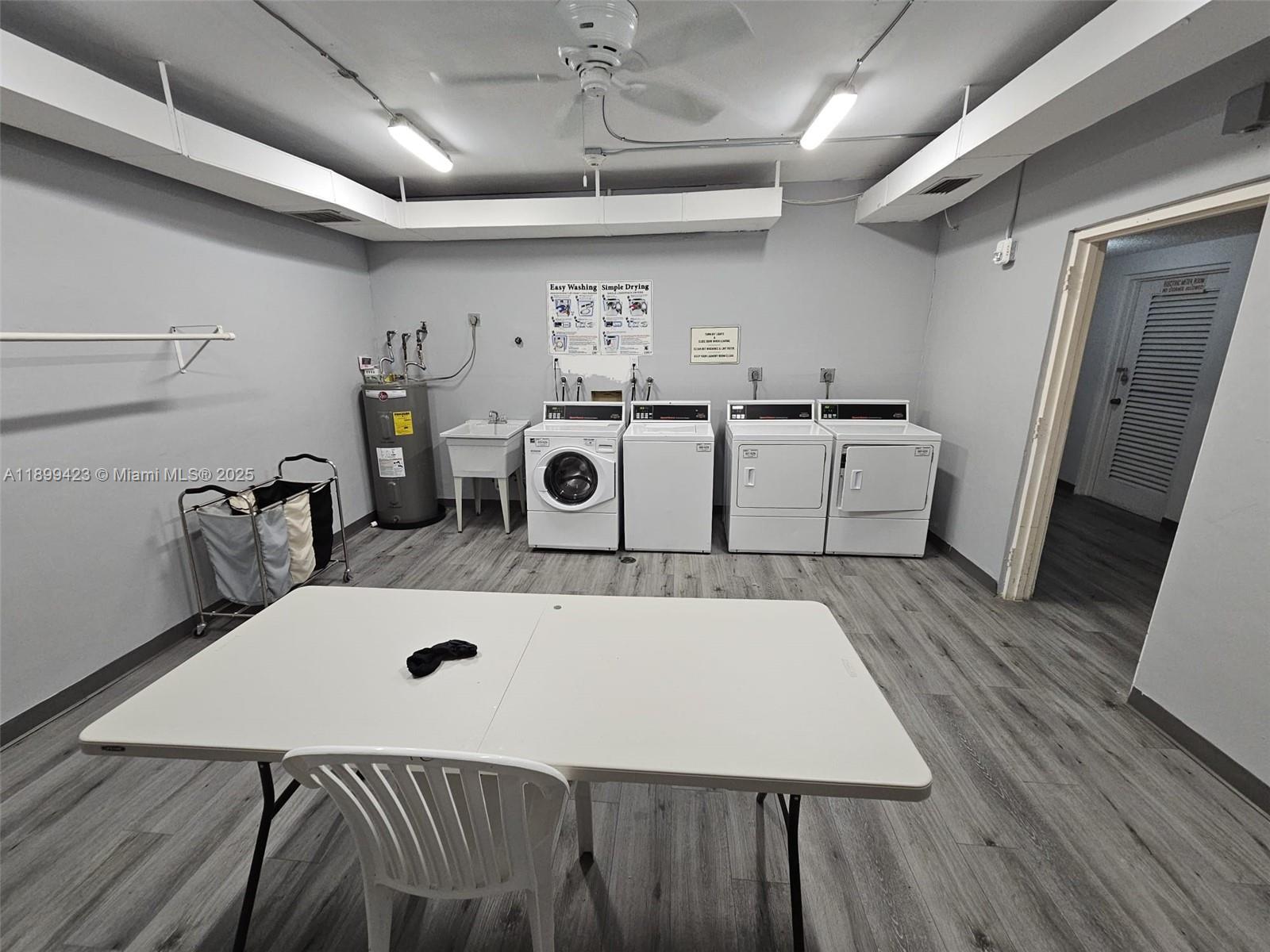 1015 2 / 2 1132 sq. ft. $ 2025-11-13 0 Photo