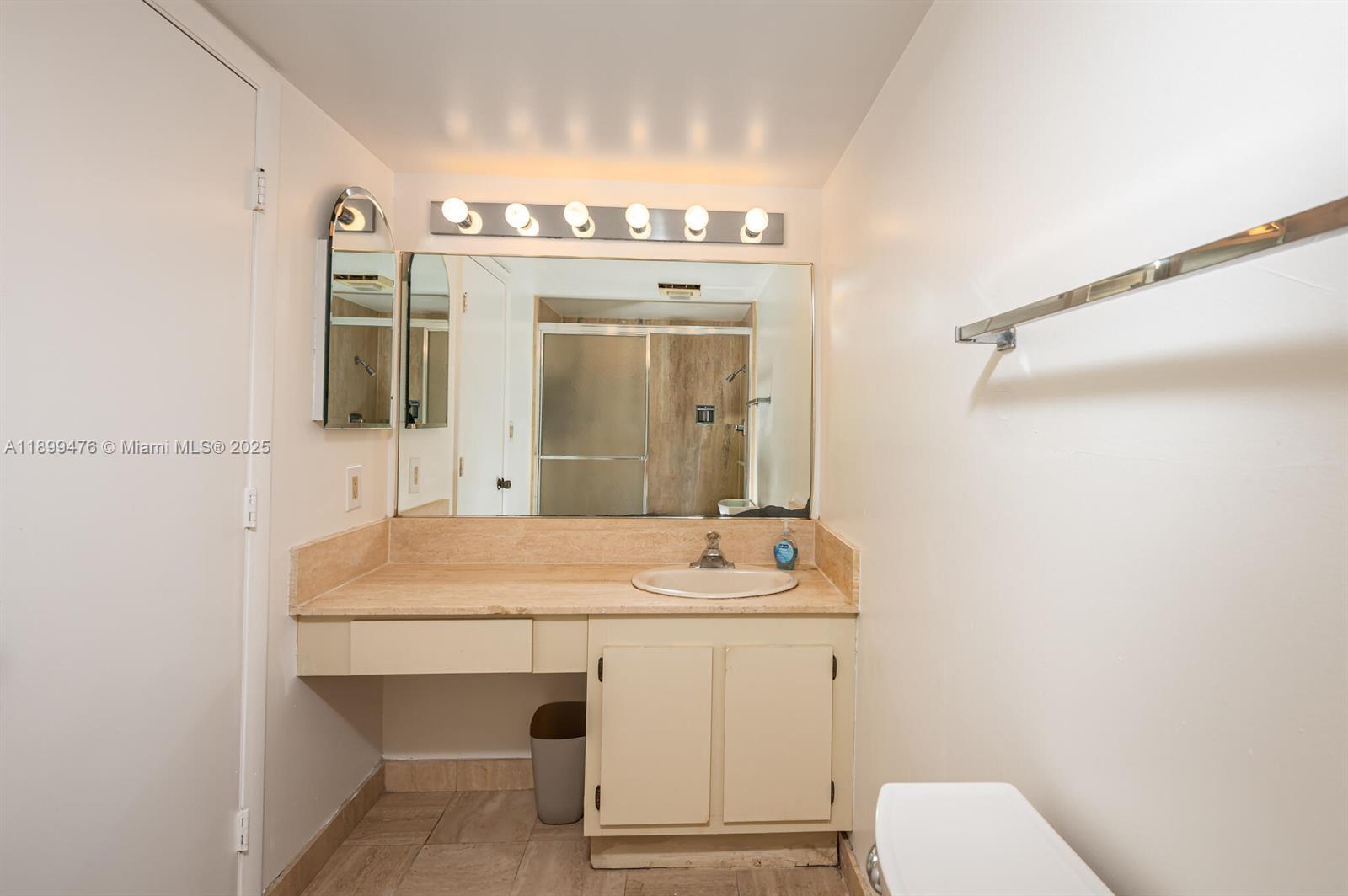 Photo of 1201 Ocean Dr  #1911N, Hollywood, Florida, 33019 -
