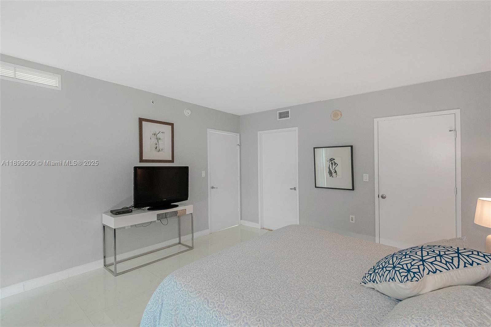 Photo of 200 Sunny Isles Blvd  #2-1204, Sunny Isles Beach, Florida, 33160 - 