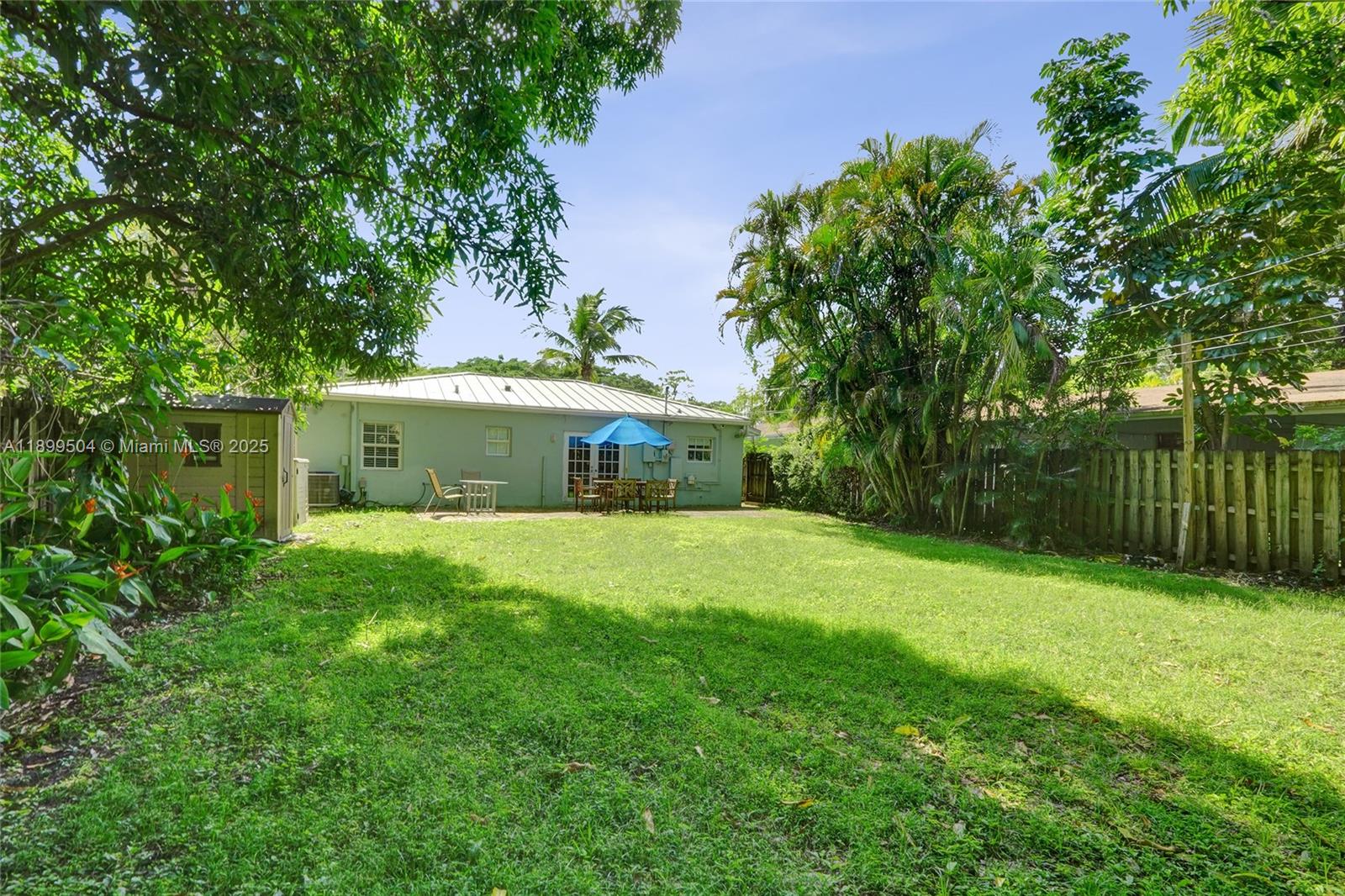 Подробнее / кв.футов $ 2025-10-20 0 Фото