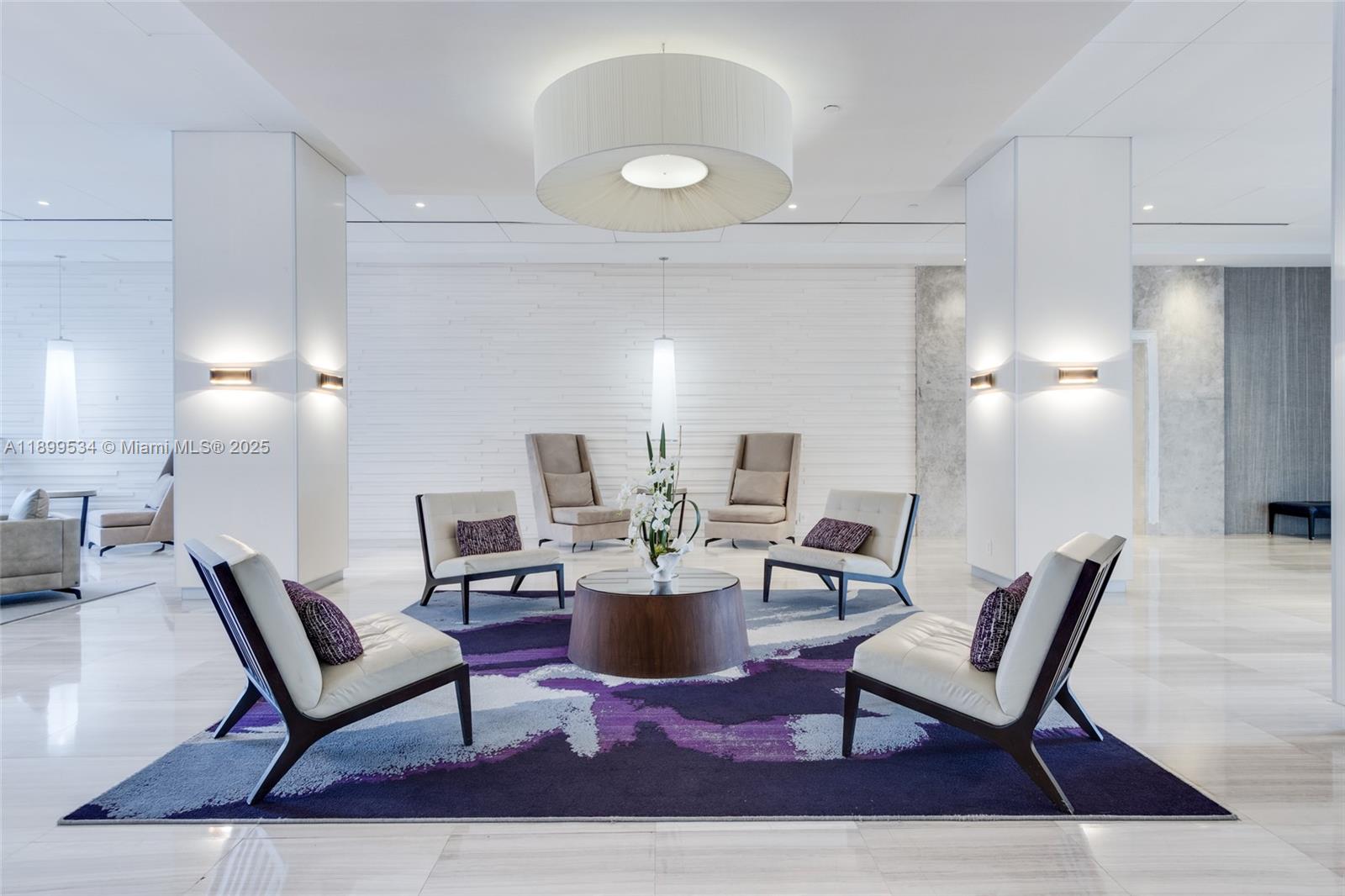 1102 1 / 2 991 sq. ft. $ 2025-10-20 0 Photo