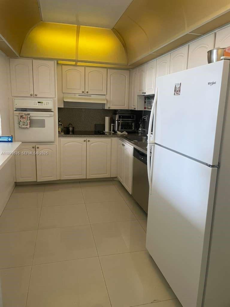 Photo of 19390 Collins Ave  #525, Sunny Isles Beach, Florida, 33160 - 