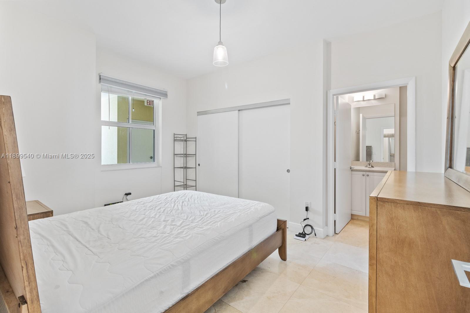 Photo of 3340 190th St  #405, Aventura, Florida, 33180 - 