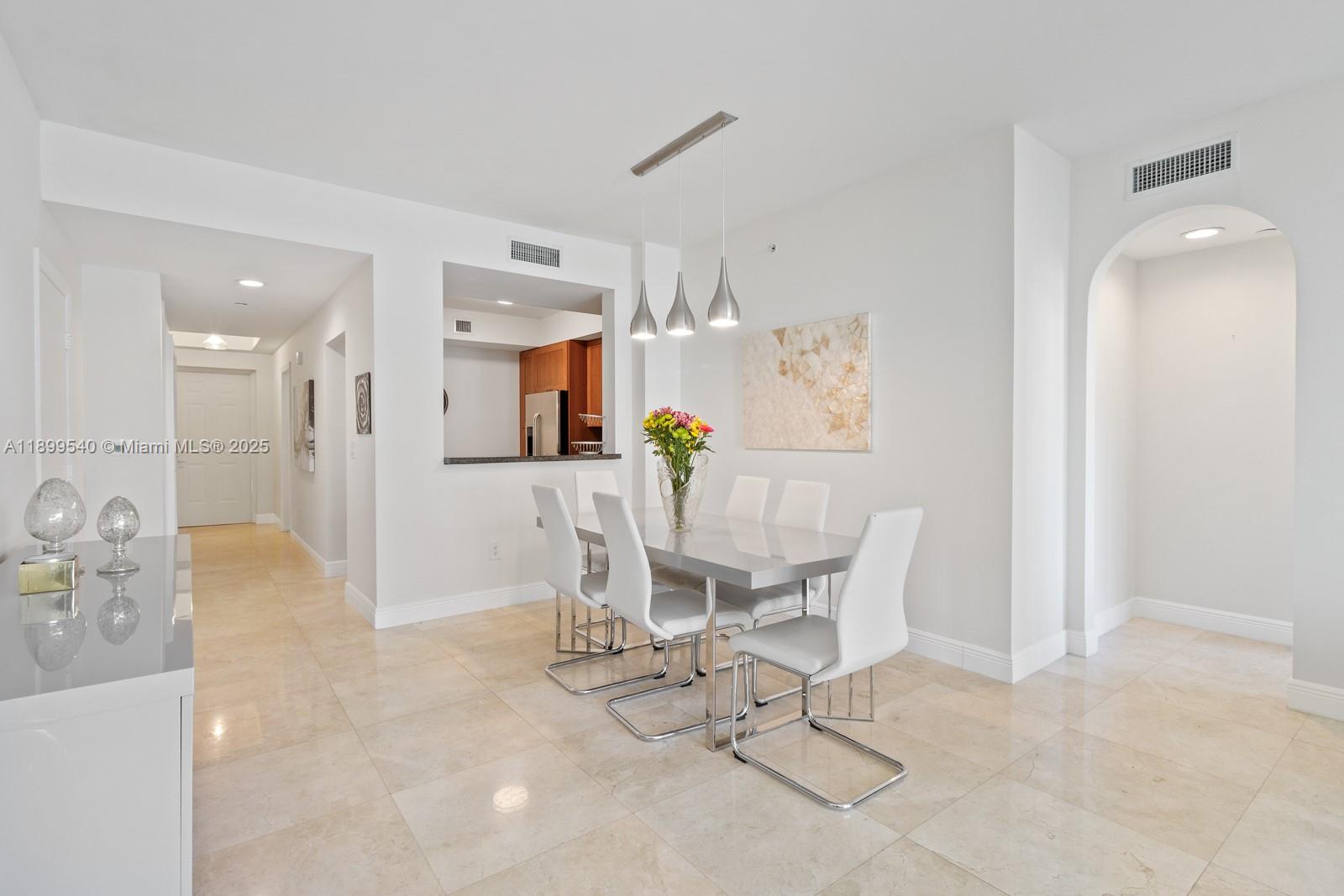 Photo of 3340 190th St  #405, Aventura, Florida, 33180 - 