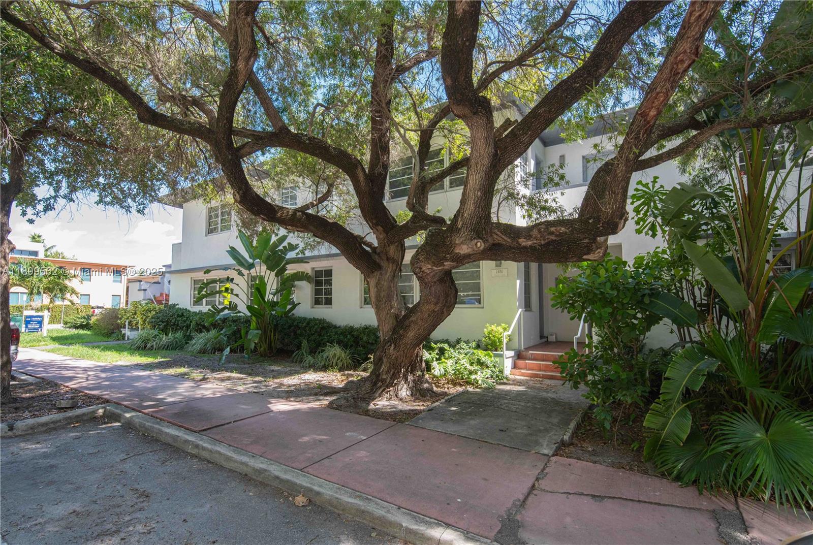 Ver detalles   /   sq. ft. $ 2025-10-20 0 foto