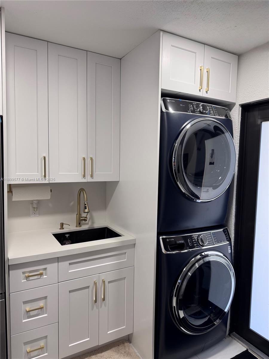   /  1596 sq. ft. $ 2025-10-20 0 Photo