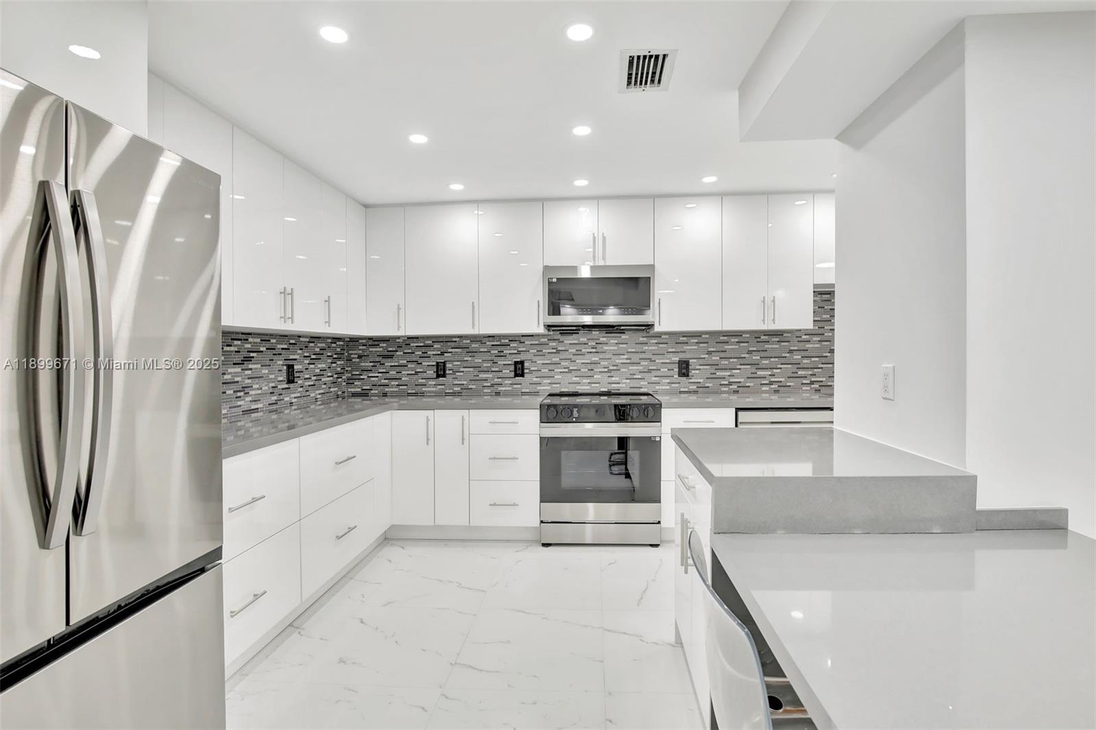 Photo of 9801 Collins Ave  #15X, Bal Harbour, Florida, 33154 - 