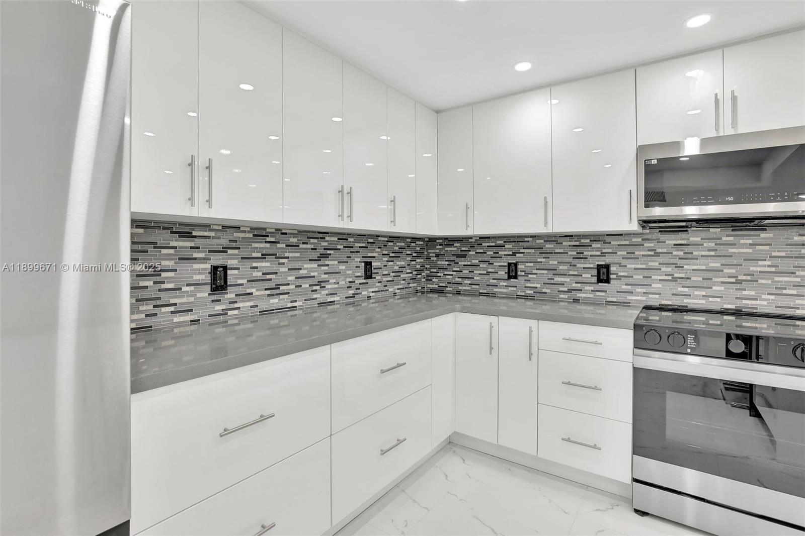 Photo of 9801 Collins Ave  #15X, Bal Harbour, Florida, 33154 - 