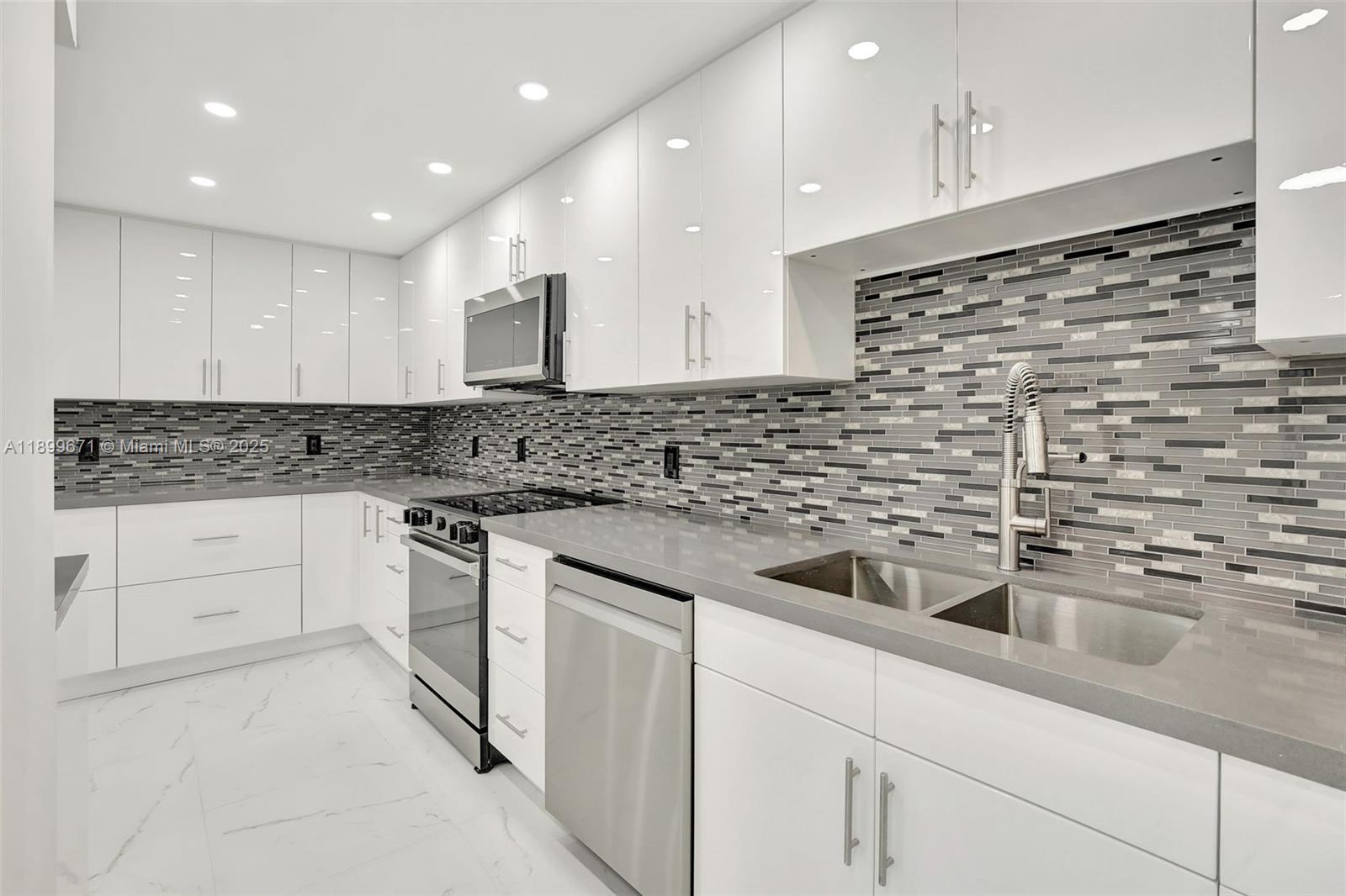Photo of 9801 Collins Ave  #15X, Bal Harbour, Florida, 33154 - 